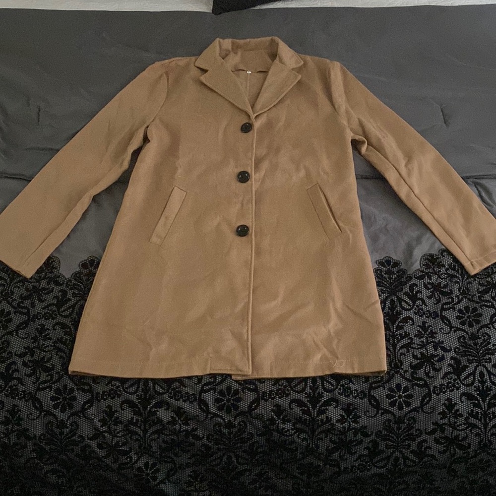 Bought as a gift for my husband but the size was way off! True to size L or M.